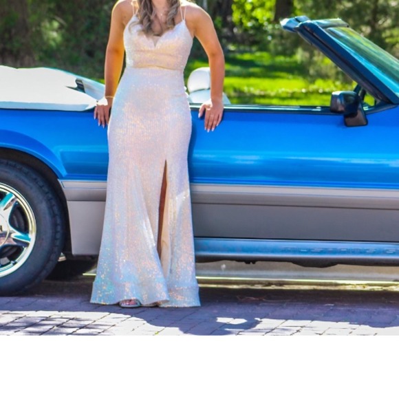 Sherri Hill Sequin Gown Gold Formal Prom Evening Dress Open Back Slit Size 8 - Picture 7 of 7